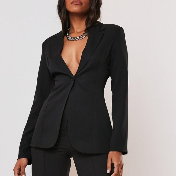 Missguided Jackets & Blazers - Missguided Women’s classic V neck/plunge Skinny blazer in black size 6